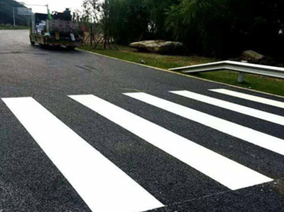 海安马路人行道划线